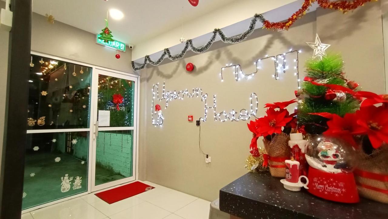 סמפורנה Uptown Hotel מראה חיצוני תמונה